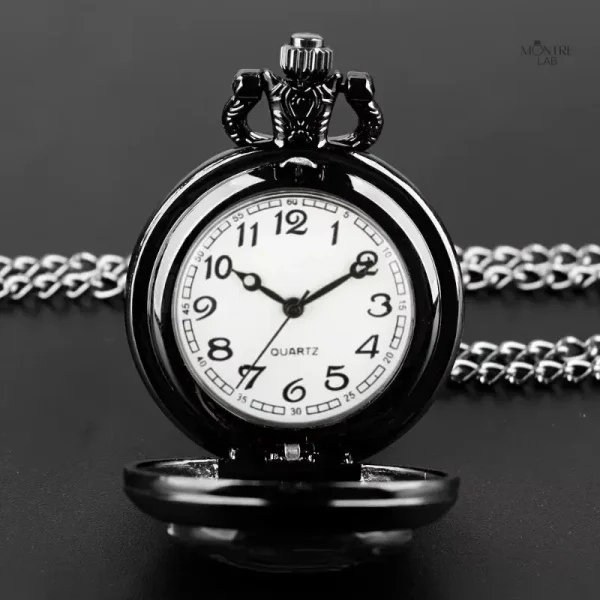 Mystère et raffinement, montre à gousset homme rose