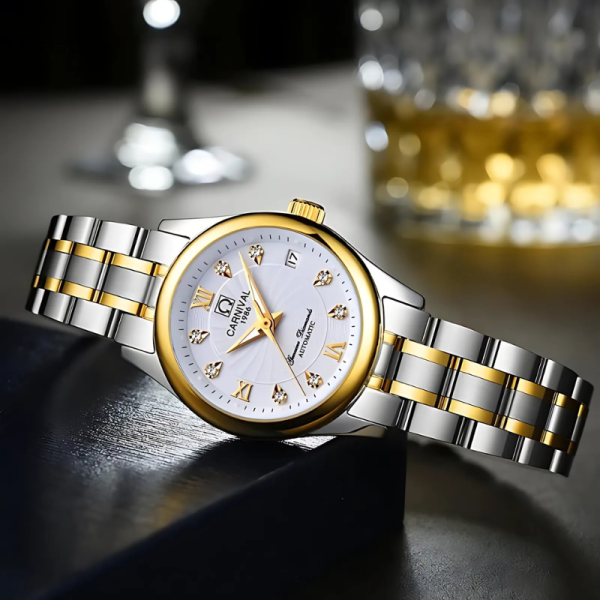 Accessoire mode : montre automatique avec cadran élégant
