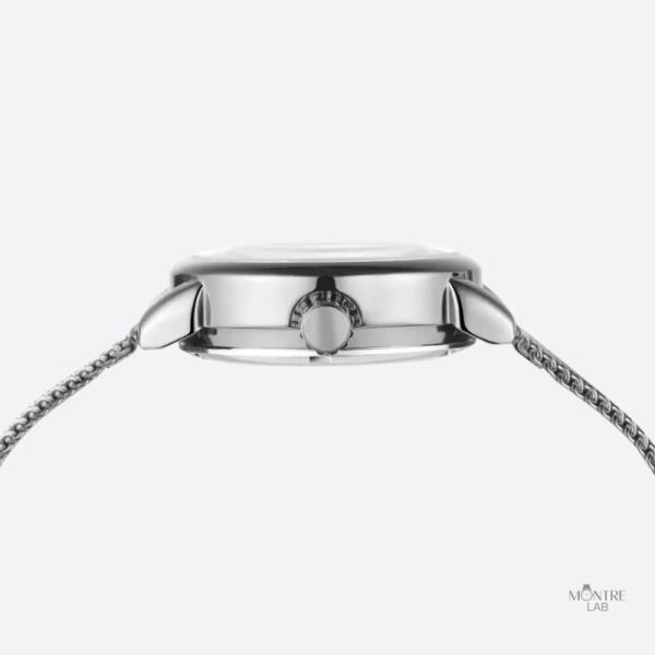 Design ajouré sur cadran féminin