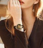 Accessoire chic : montre automatique pour femmes