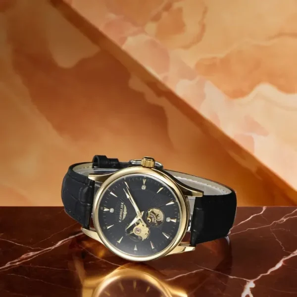 Accessoire intemporel pour homme, design classique