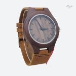 Montre élégante en bois pour femme