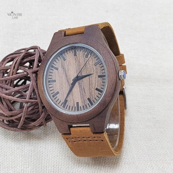 Style moderne avec montre en bois pour femme