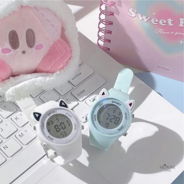 Accessoire tendance pour enfant : montre digitale chat et licorne
