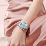 Accessoire chic : chronographe pour femmes en bleu