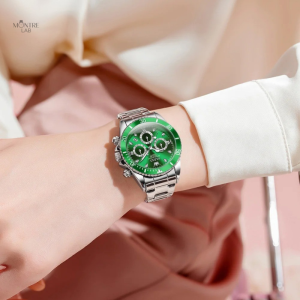 Montre femme avec cadran vert impérial et acier brillant