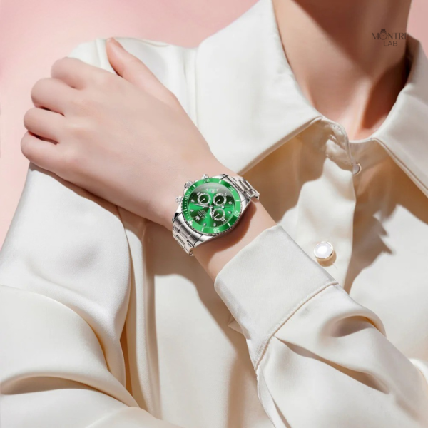 Accessoire tendance, montre chronographe femme en acier