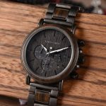 Chronographe homme en bois et acier, design moderne