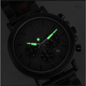 Accessoire homme : montre en bois avec fonction chronographe