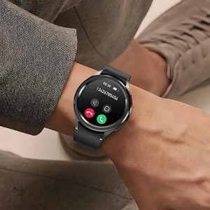 Montre homme avec assistant vocal et options de santé