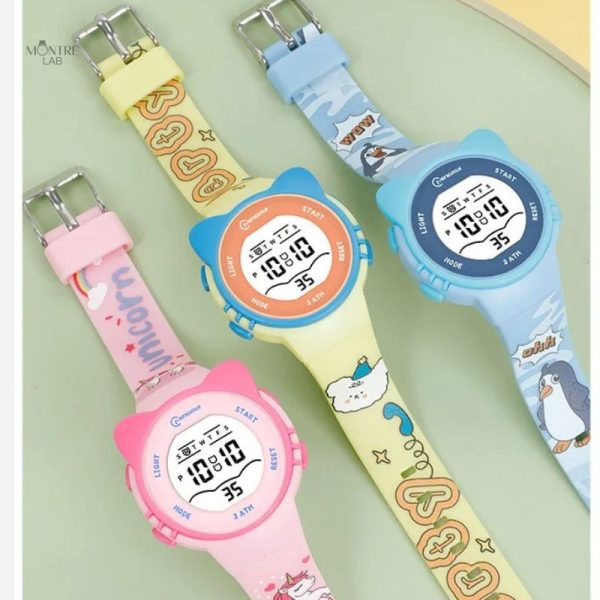 Montre enfantine animée par des animaux charmants
