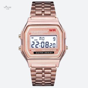 Montre digitale femme bracelet métal finition brillante