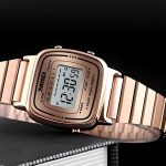 Montre femme or rose avec affichage numérique instantané