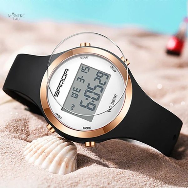Montre femme numérique, alliée de vos aventures aquatiques