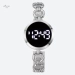 Accessoire tendance pour femme, montre digitale à maille gourmette