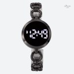 Design chic de montre digitale pour un style raffiné