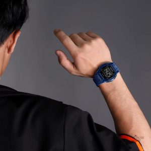 Design élégant de montre digitale pour homme, double affichage