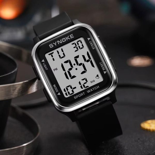 Accessoire masculin : montre étanche avec chronomètre digital