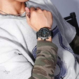 Montre Digitale avec double affichage pour homme actif