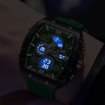 Accessoire sportif pour homme : montre digitale et analogique