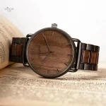 Montre à quartz en bois pour une allure raffinée