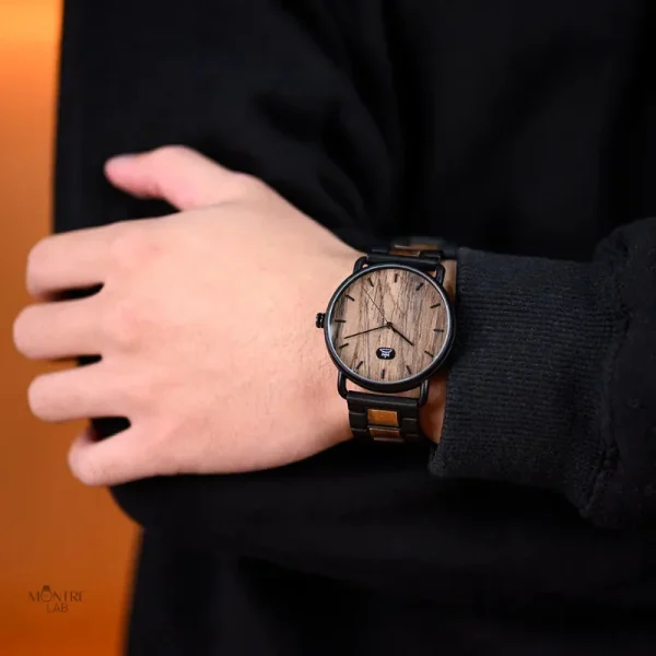 Design élégant en bois pour une montre homme