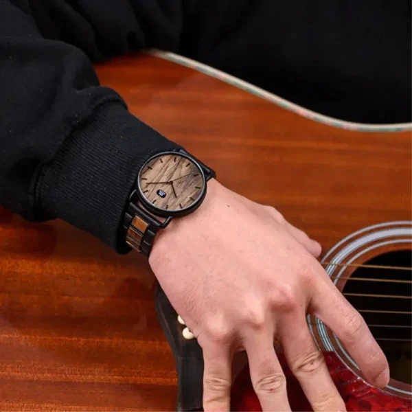 Élégance en bois : montre homme à quartz