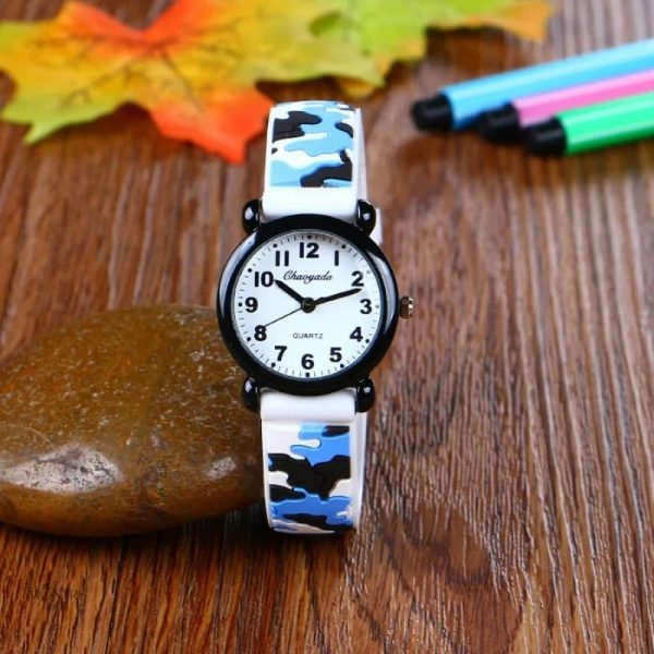 Montre pour jeunes enfants, modèle camouflage, 3 ans et plus