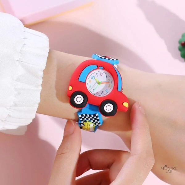 Montre pour jeune enfant, modèle voiture ludique