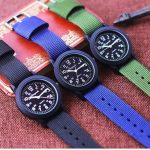 Bracelet en nylon confortable et léger pour les petits