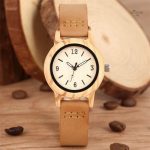 Bijou horloger en bois, parfait pour un style quotidien