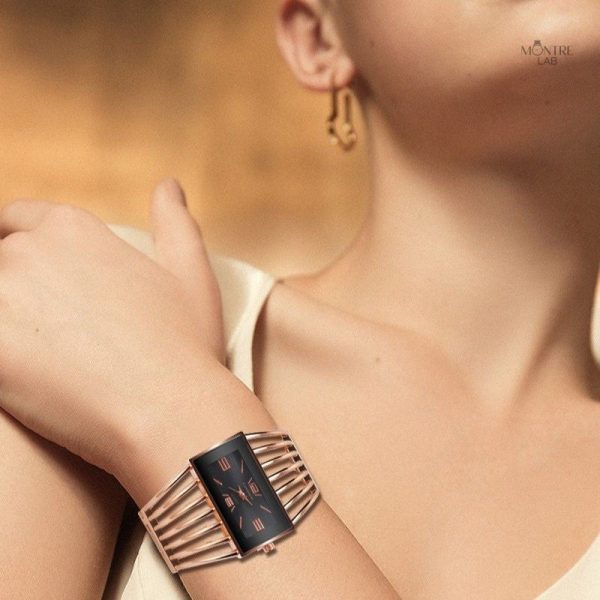 Montre tendance pour femme avec bracelet élégant