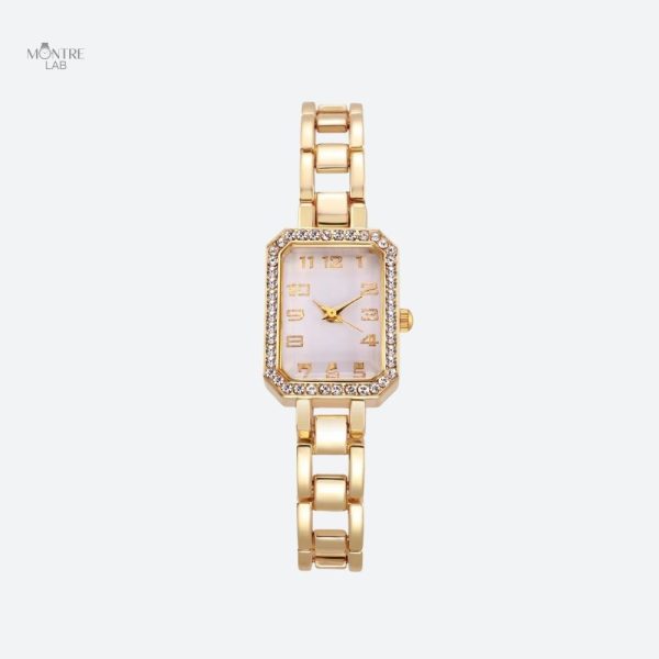Accessoire de mode : montre femme en acier inoxydable