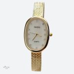Montre Femme Ovale Dorée en Acier Inoxydable