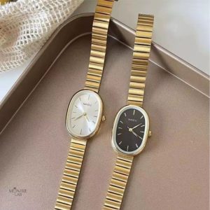 Accessoire féminin : Montre Dorée avec bracelet large