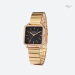 Montre rétro femme avec cadran carré élégant