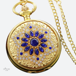 Montre à gousset dorée pour femme, élégante et raffinée