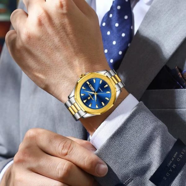 Accessoire masculin en acier, design moderne et chic