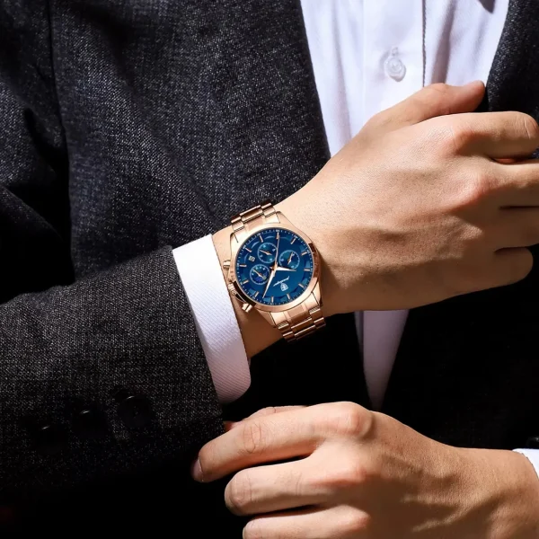 Chronographe pour homme, style contemporain et chic
