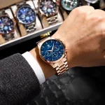 Montre homme à quartz avec finition en acier inoxydable