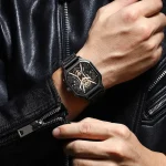 Montre homme en cuir avec fonction chronographe pratique