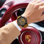 Montre en cuir avec fonction chronographe