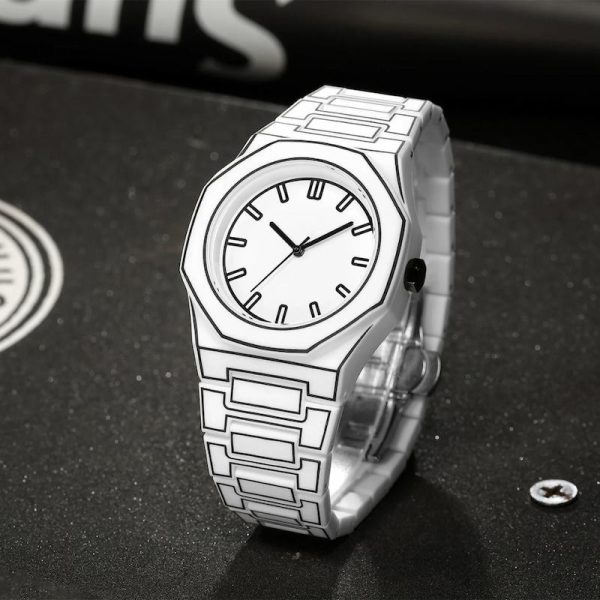 Style épuré et contemporain pour une montre homme quartz