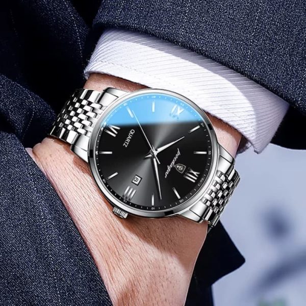 Horloge masculine en acier, style contemporain