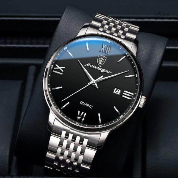 Montre de luxe au style minimaliste et sobre