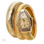 Montre élégante femme avec bracelet serpent