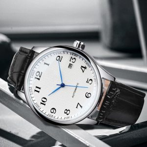 Design classique pour montre automatique homme
