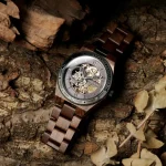Montre artisanale en bois pour homme