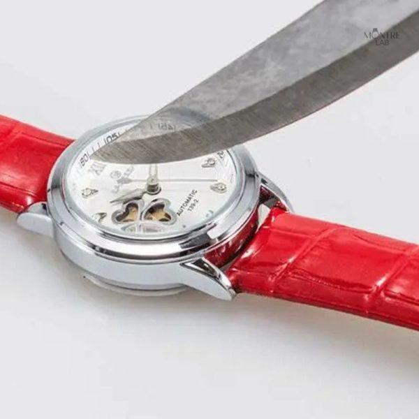 Montre artisanale femme en cuir classique