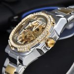 Accessoire horloger homme, montre mécanique squelette